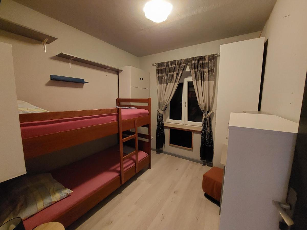 Apartment Denis Senj  Eksteriør billede